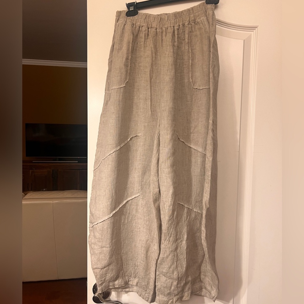 Elegant Linen Harem Pants in Beige